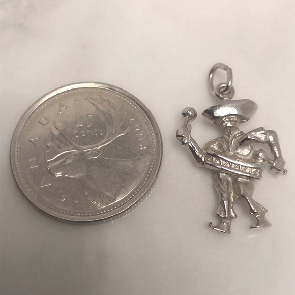 Charro mariachi Mexican vintage pendant sterling silver bracelet charm - Picture 4 of 4